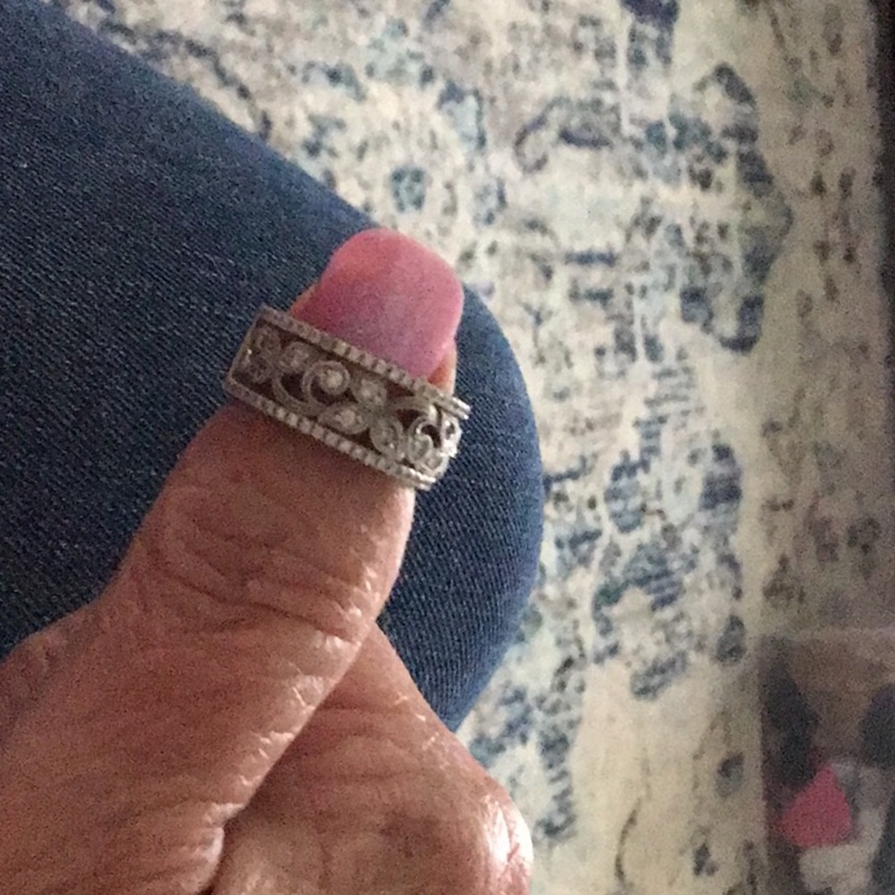 Neil Lane diamond ring - Picture 3 of 5